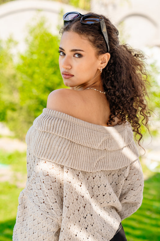 Chic Cascade Top in gray